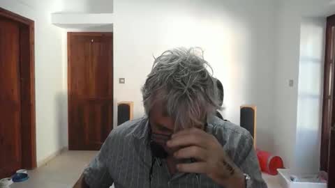 Simon online show from November 23, 7:52 am