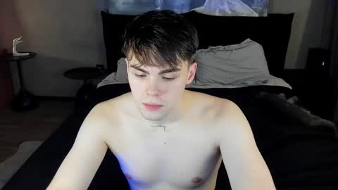 Simon online show from December 6, 3:00 pm