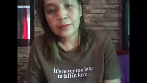 Carolyn online show from December 6, 11:03 pm