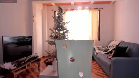 zoe online show from December 15, 6:34 pm