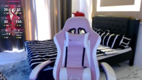 Adrianna Fowler online show from March 12, 12:53 am