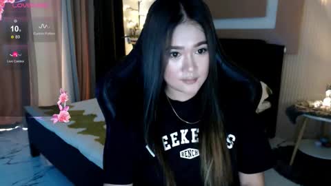 Snapshot of simplykhate chatting on February 9, 12:58 am Adrianna Fowler online show from February 9, 12:58 am