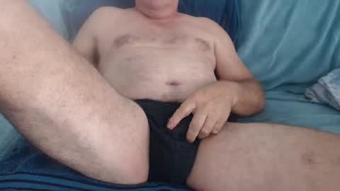 Snapshot of simplyme009 chatting on December 3, 6:26 am Simply online show from December 3, 6:26 am