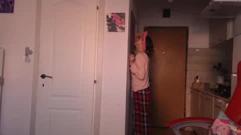 Snapshot of simyhvn chatting on March 7, 5:37 am simyhvn online show from March 7, 5:37 am