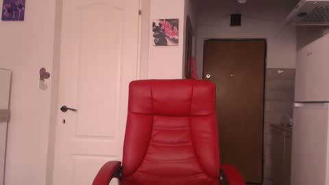 Snapshot of simyhvn chatting on March 16, 9:24 am simyhvn online show from March 16, 9:24 am