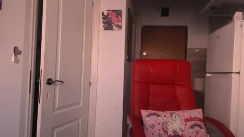 Snapshot of simyhvn chatting on March 20, 5:34 am simyhvn online show from March 20, 5:34 am