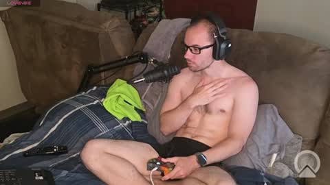 Snapshot of sin_lord chatting on June 24, 11:48 pm Husky Dad online show from June 24, 11:48 pm