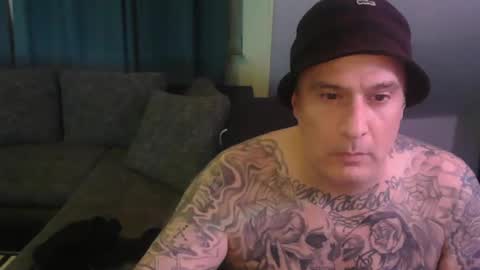 sinalco1975 online show from November 16, 3:01 am