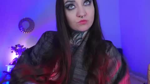 Ms. Sindel online show from February 17, 5:43 pm