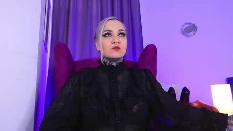 Ms. Sindel online show from September 21, 12:51 pm