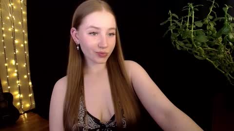 Snapshot of sindiwatsoon chatting on October 9, 11:41 am Sindi online show from October 9, 11:41 am