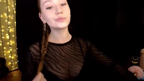 Snapshot of sindiwatsoon chatting on October 31, 12:50 pm Sindi online show from October 31, 12:50 pm