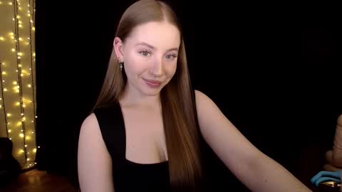 Snapshot of sindiwatsoon chatting on November 3, 1:34 pm Sindi online show from November 3, 1:34 pm