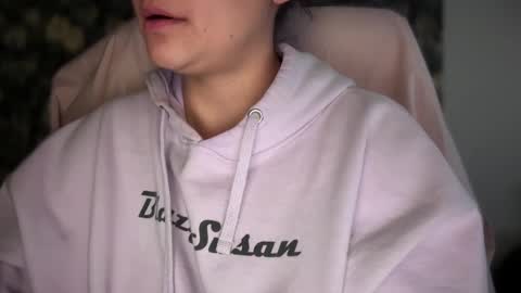 Snapshot of sindrastone chatting on November 24, 6:07 pm Sindra online show from November 24, 6:07 pm