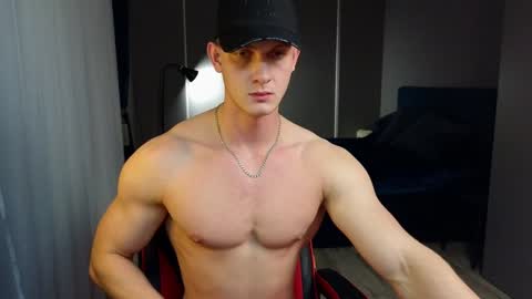 Richard online show from January 10, 8:15 pm
