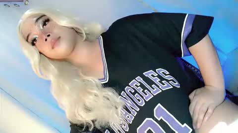Snapshot of sinful_sirenity69 chatting on April 7, 5:57 pm sinful_sirenity69 online show from April 7, 5:57 pm