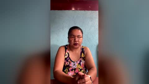 sinfullwife6969 online show from April 15, 2:18 am