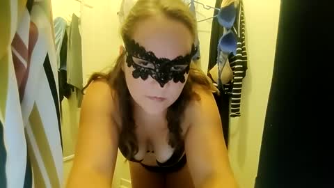 Snapshot of sinfulsynergy666 chatting on September 13, 11:26 pm SinfulSynergy online show from September 13, 11:26 pm