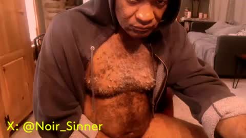 Snapshot of sinnernoir chatting on October 20, 3:12 pm My Name Is..............................John online show from October 20, 3:12 pm