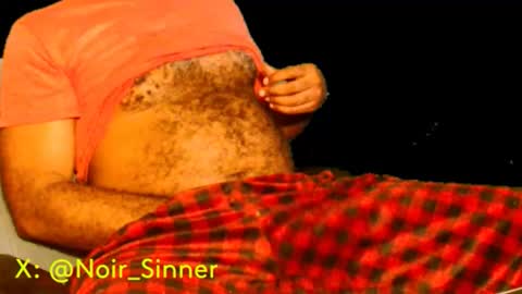 Snapshot of sinnernoir chatting on November 29, 12:30 pm My Name Is..............................John online show from November 29, 12:30 pm