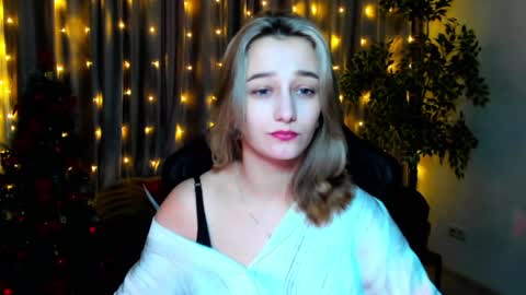 Sinty Noria online show from January 2, 10:16 am