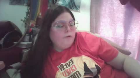 Siofra online show from February 11, 7:59 pm