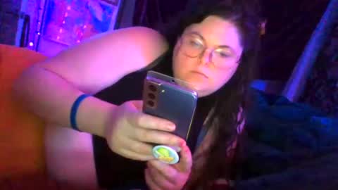 Snapshot of siofra chatting on October 10, 2:54 am Siofra online show from October 10, 2:54 am