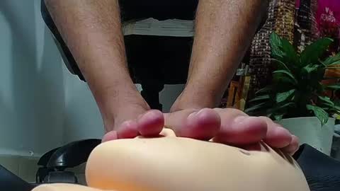 only foot                         worshipers here online show from December 16, 10:56 pm