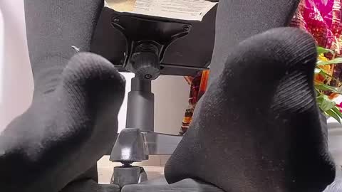 only foot                         worshipers here online show from January 6, 3:20 am