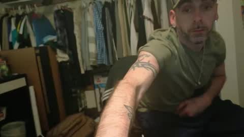 Danny skiff online show from April 6, 9:49 pm