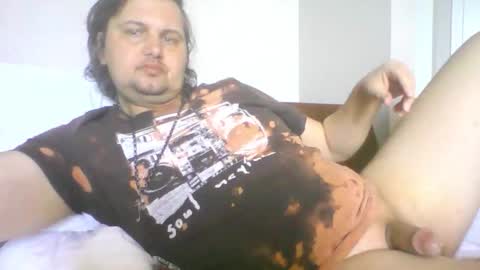 Snapshot of sirchrisx9 chatting on February 1, 5:11 pm SirChrisx9 online show from February 1, 5:11 pm