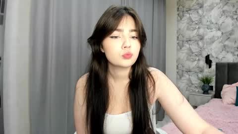 Molly online show from November 27, 10:06 am