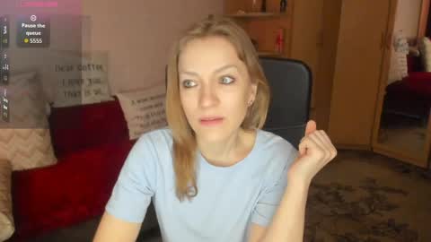 Snapshot of sirenasilk chatting on May 12, 10:34 am sirenasilk online show from May 12, 10:34 am