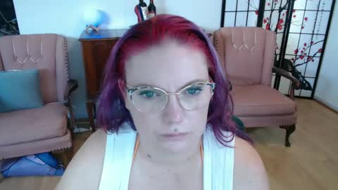 Sirene Serpens online show from February 26, 3:42 am