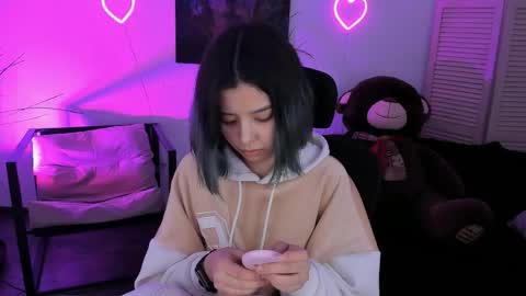 Si online show from April 7, 7:36 pm