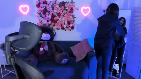 Si online show from April 14, 7:31 pm