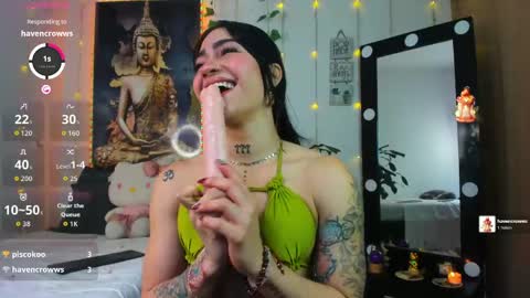 Snapshot of sirius_smith chatting on May 13, 4:37 pm koral online show from May 13, 4:37 pm