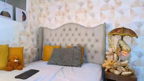 Snapshot of siriuss_collin chatting on December 15, 5:17 pm siriuss_collin online show from December 15, 5:17 pm