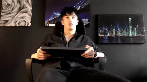 SirReedy online show from January 12, 9:58 am