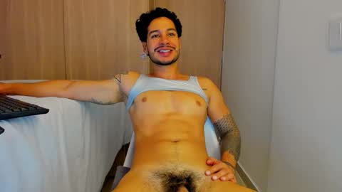 Call me papi online show from November 6, 5:08 am