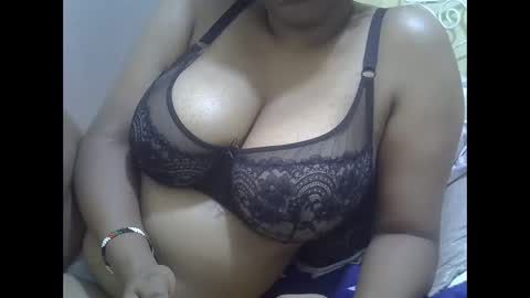 brown online show from February 24, 10:02 am