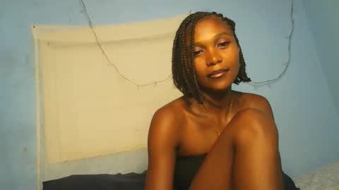 Sissi0325 online show from February 22, 7:01 pm