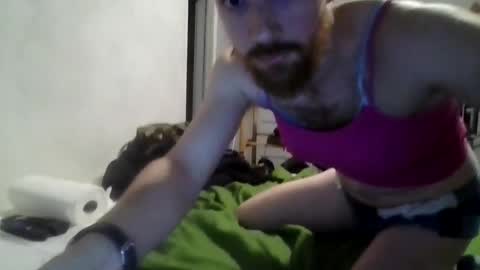 Snapshot of sissiebeard chatting on September 16, 9:43 am sissiebeard online show from September 16, 9:43 am