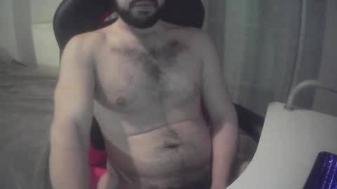 Snapshot of sissy_bear_ chatting on February 16, 10:28 pm sissy_bear_ online show from February 16, 10:28 pm