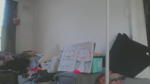 Snapshot of sissyboilooking chatting on February 17, 9:41 pm RESPONDS WELL TO ... online show from February 17, 9:41 pm