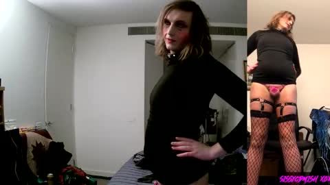 Snapshot of sissycdmish chatting on September 8, 3:22 pm SissyCDMish online show from September 8, 3:22 pm
