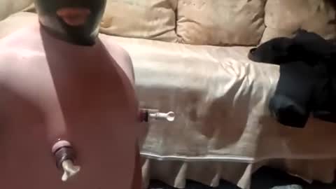 sissyellu online show from July 24, 3:10 pm