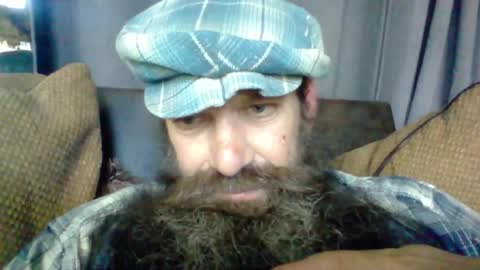 Snapshot of sitonmybeardxxx chatting on May 9, 6:57 pm sitonmybeardxxx online show from May 9, 6:57 pm