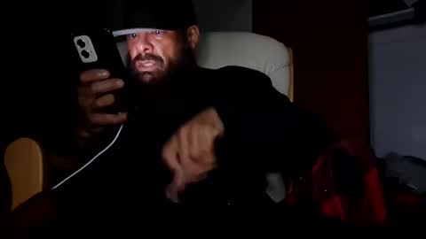 Snapshot of six_23 chatting on October 3, 2:41 am Sixxx online show from October 3, 2:41 am