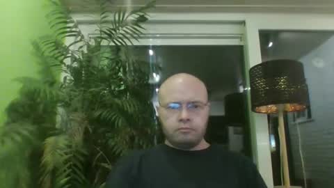 sixten19795 online show from January 12, 7:02 am